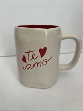 Rae Dunn Te Amo Heart Mug